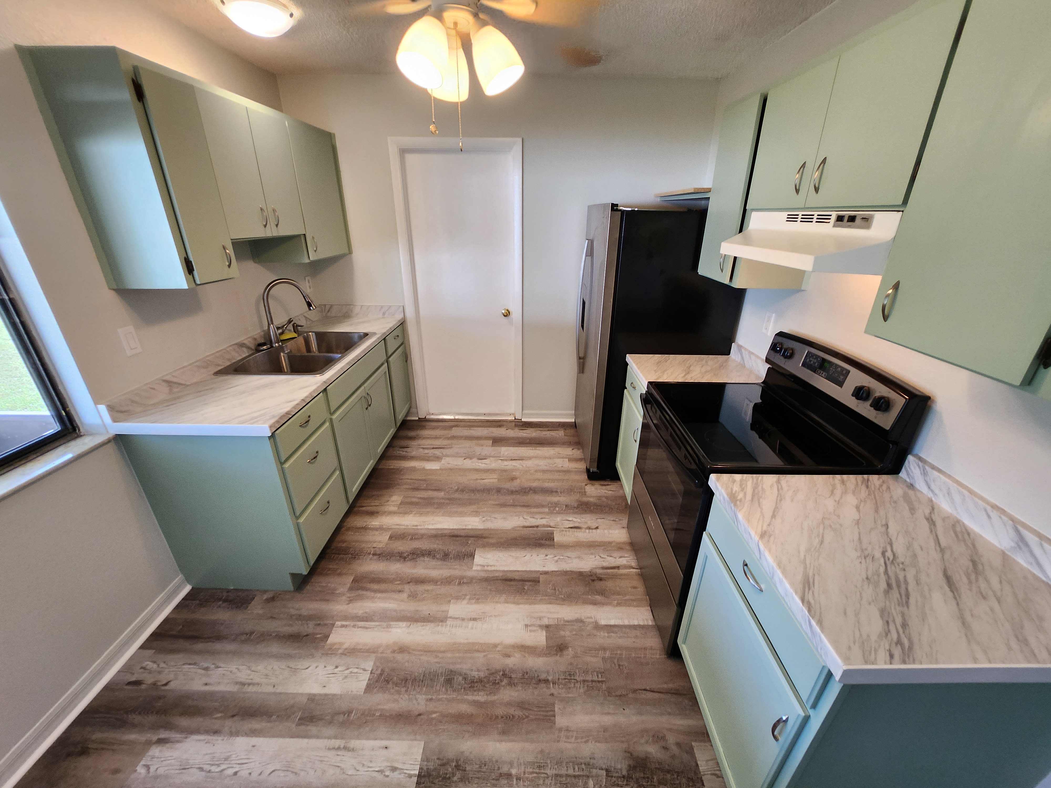 2148 Bradway Street Northeast – photo 1