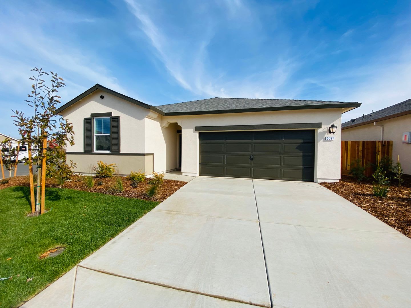 Newer Home in Linda – photo 1 of 27