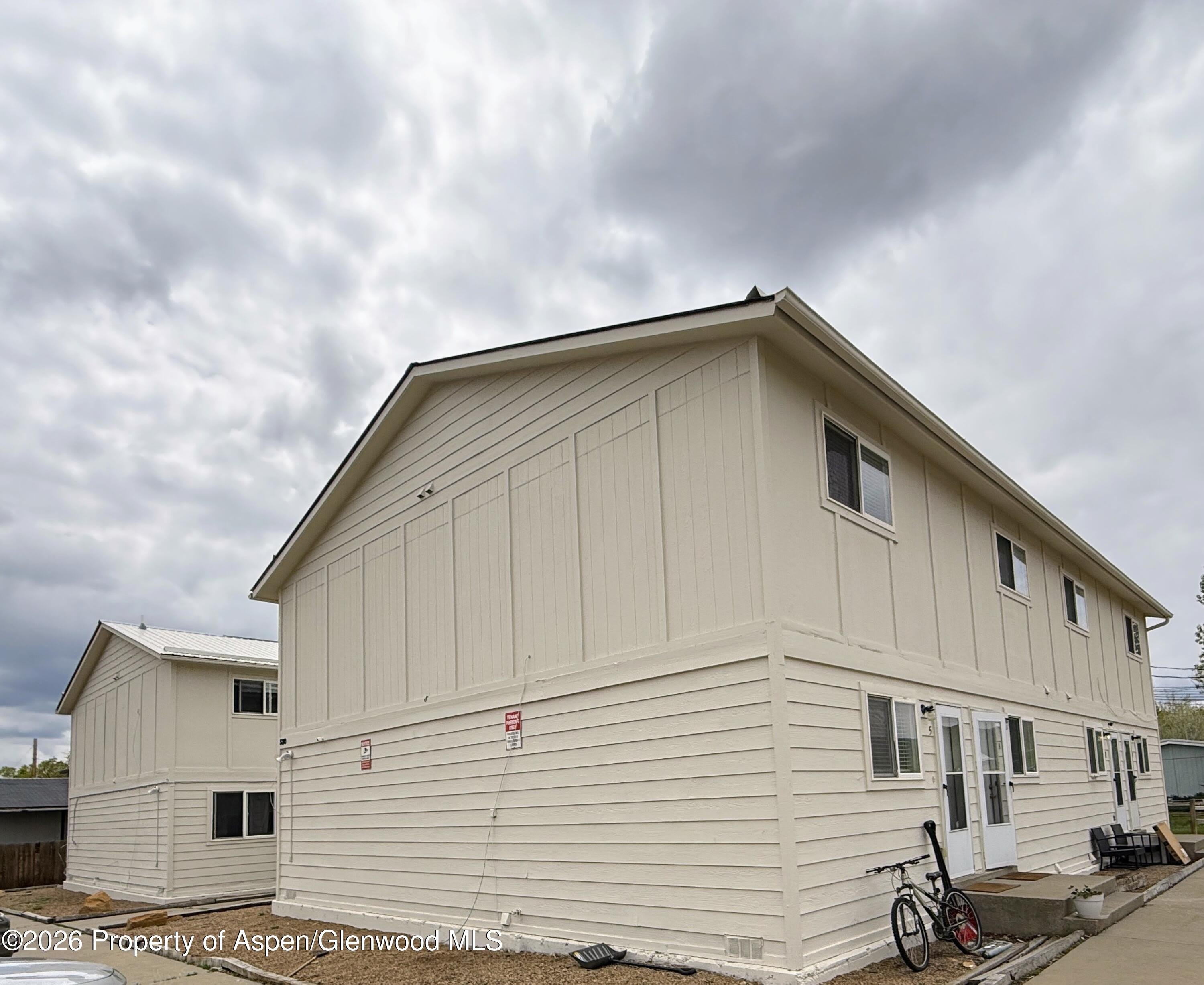 580 1st Avenue – photo 1 of 9