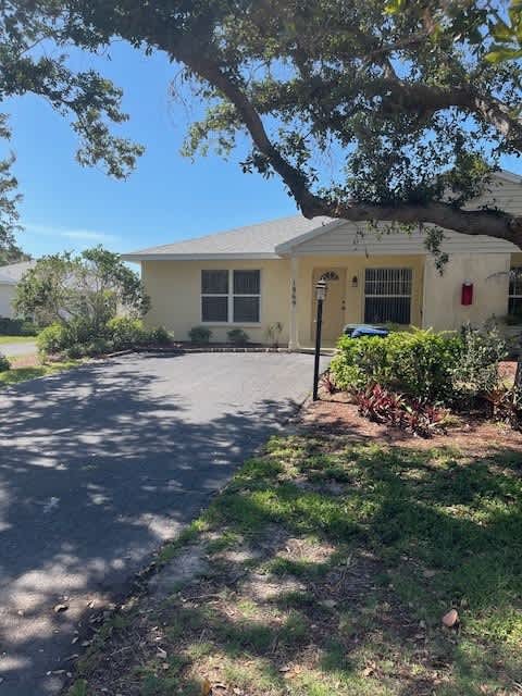 1869 Highland Rd – photo 1 of 21