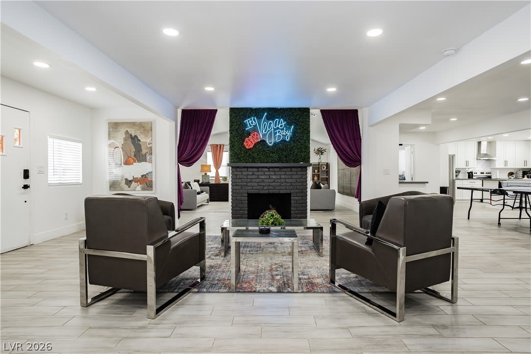 1913 Birch Street – photo 1