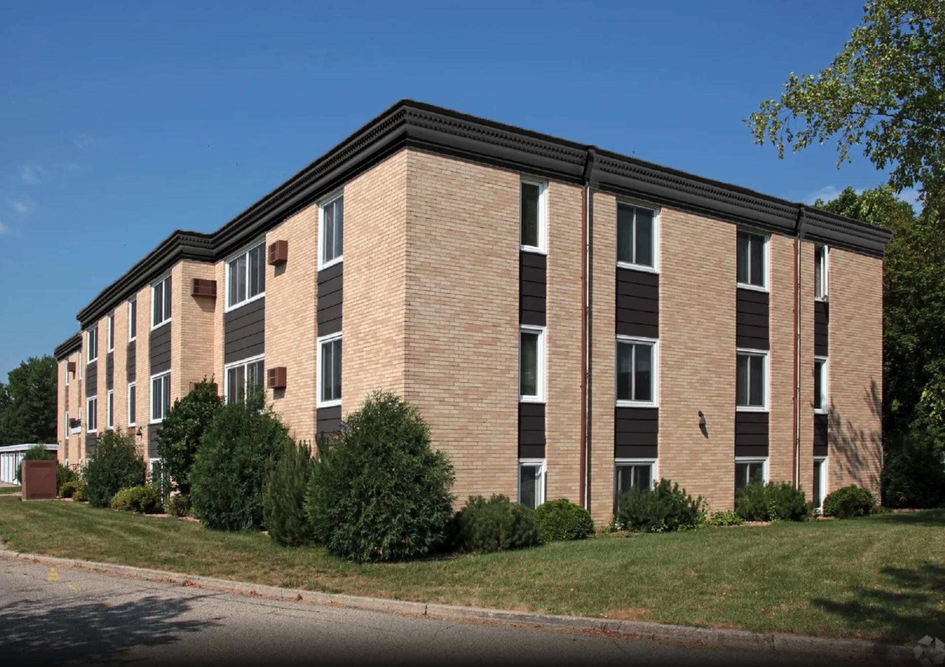 500 Boright St – photo 1 of 13