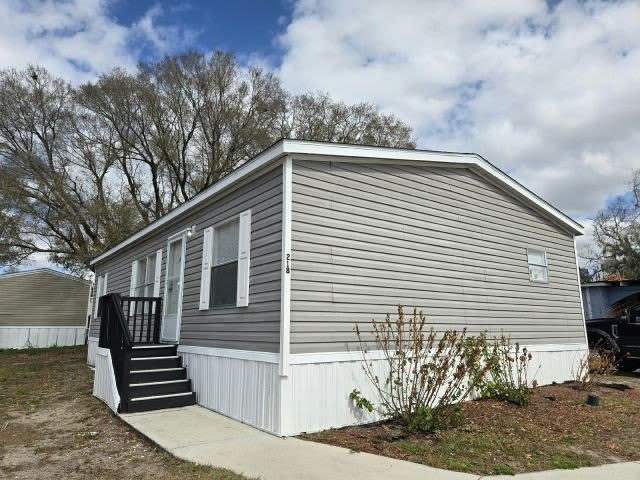 218 Magnolia Lane – photo 1 of 8