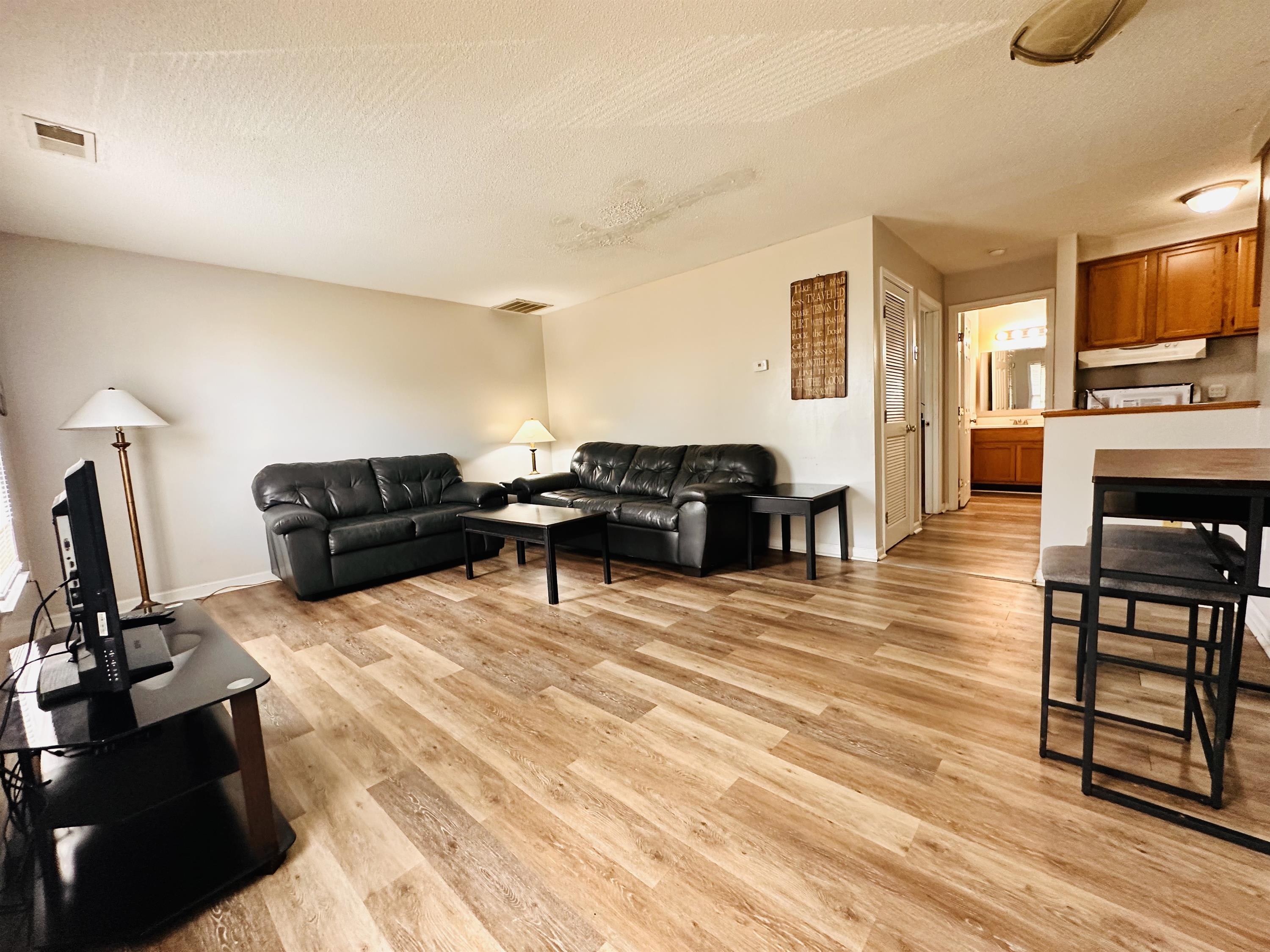 Brookfield Corporate Apartments – photo 1