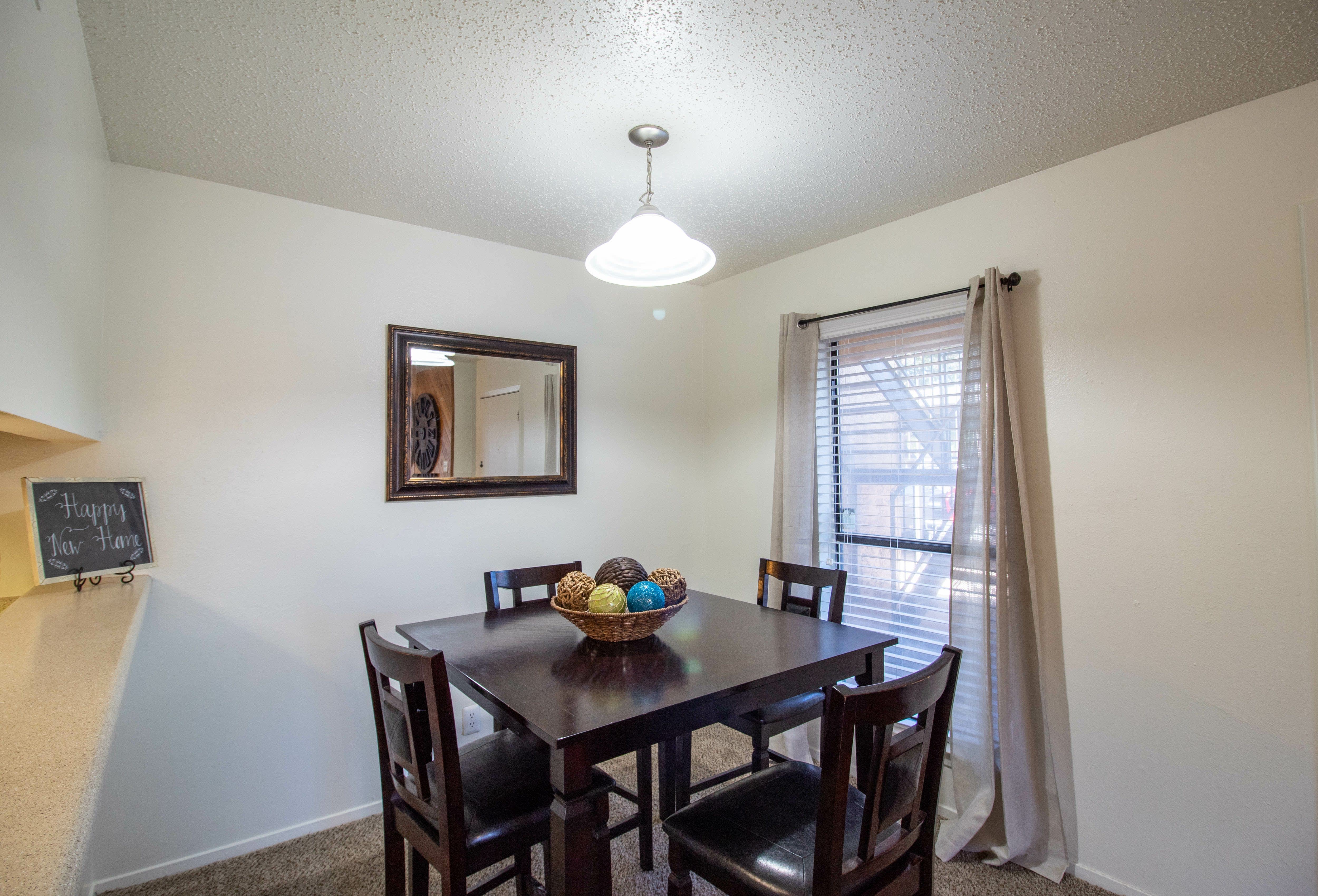 1112 E 22Nd St – photo 1