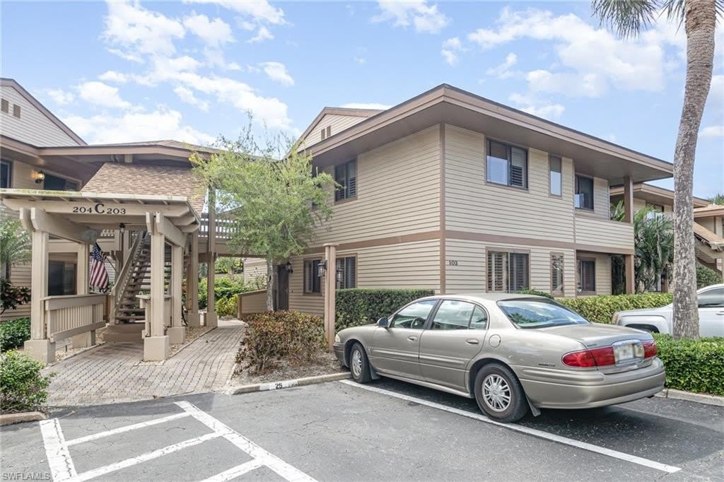 64 4th St – photo 1