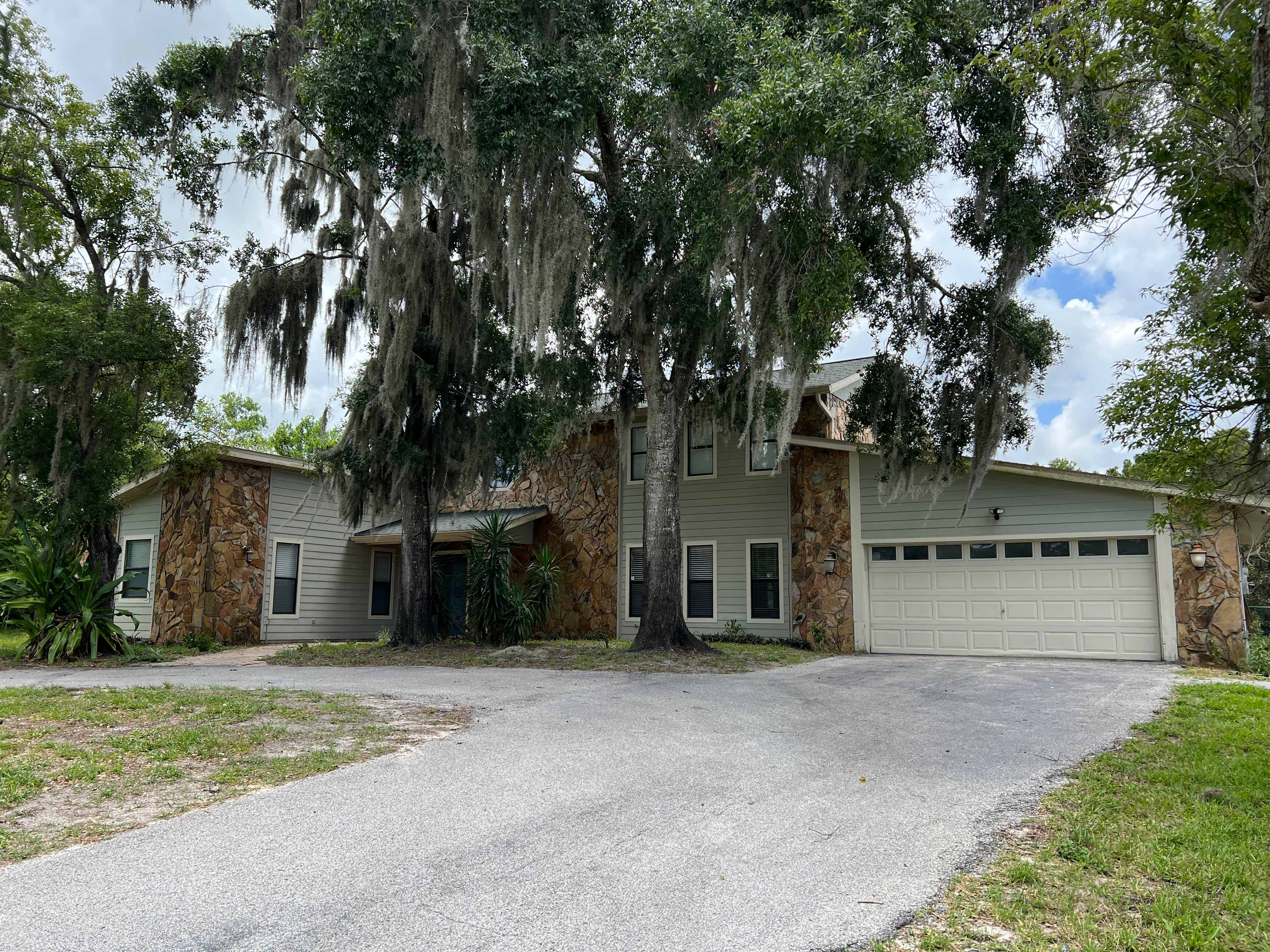 8015 Sycamore Dr – photo 1