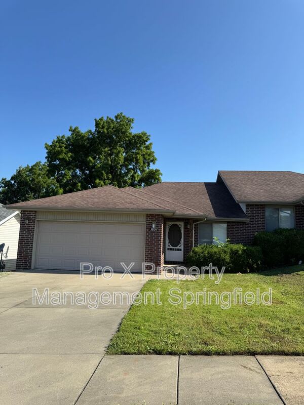 3807 W Montclair – photo 1 of 23