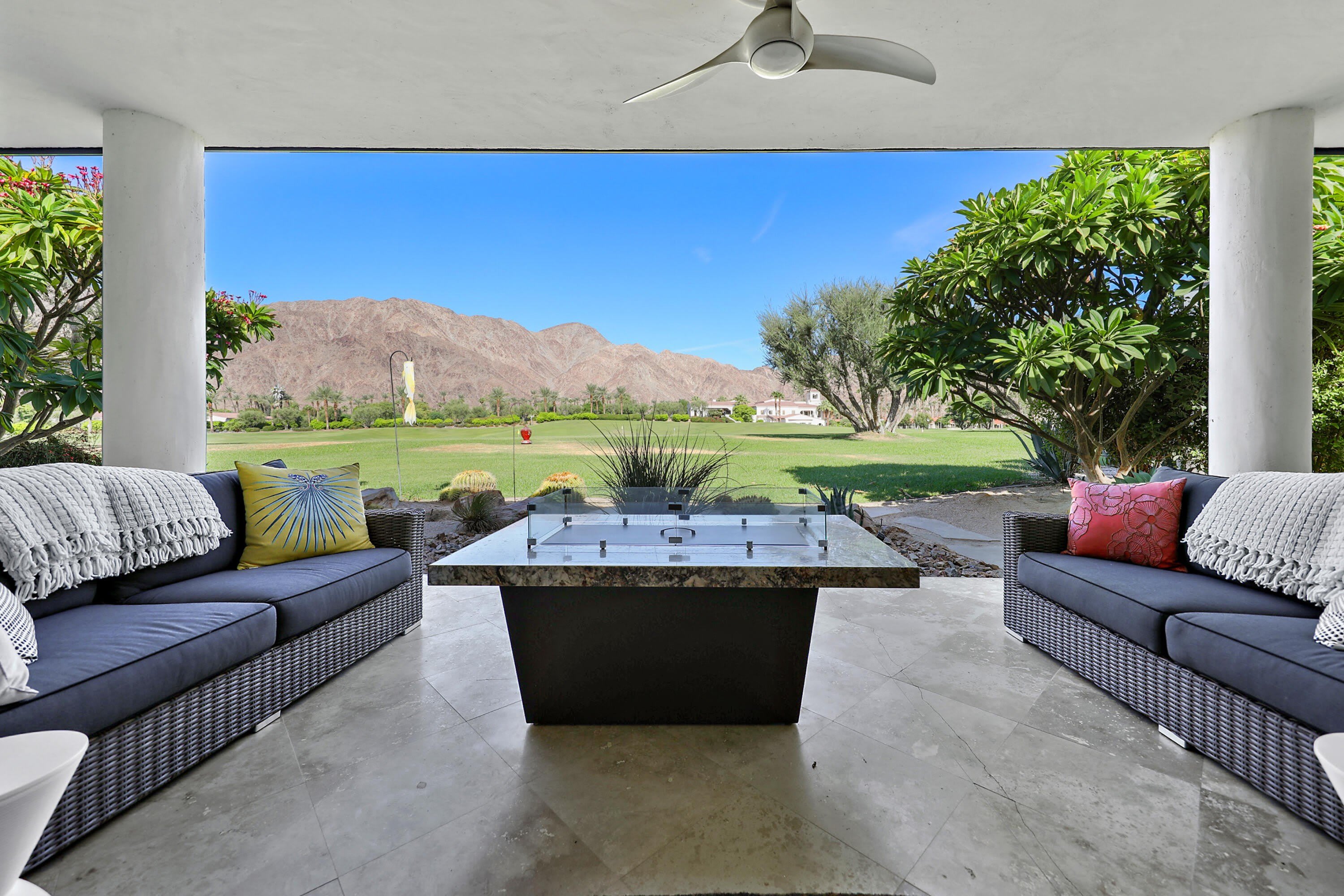 49845 Lago Drive – photo 1