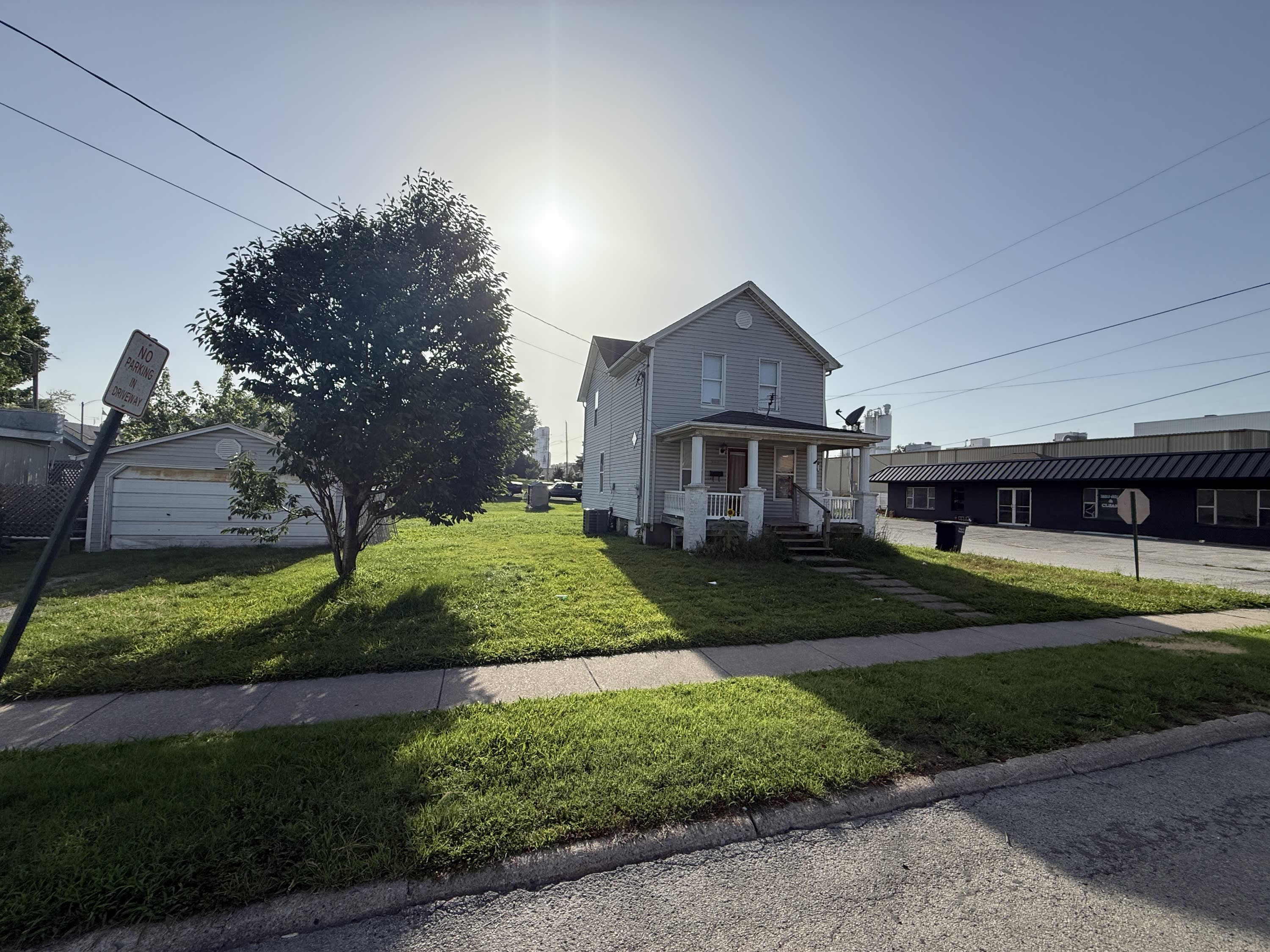 507 North Sparta Street – photo 1 of 10