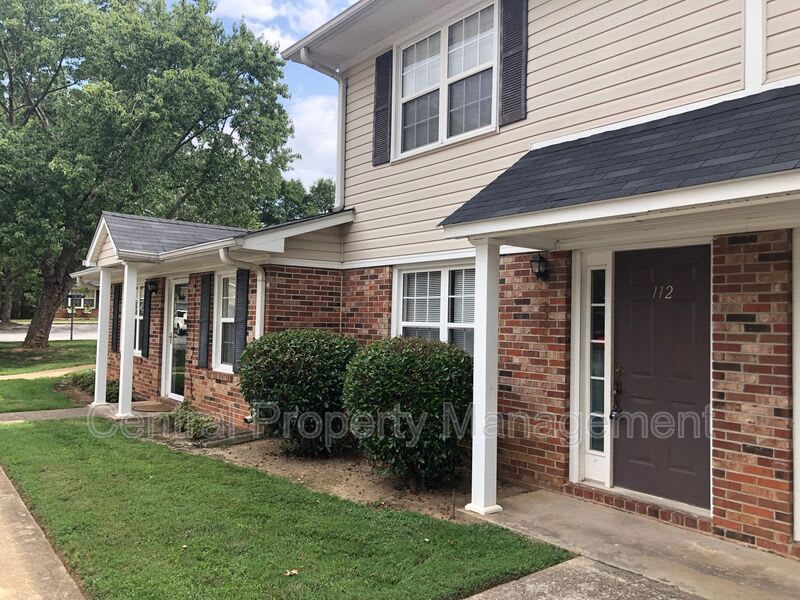 108 Silverbrook Drive – photo 1 of 26