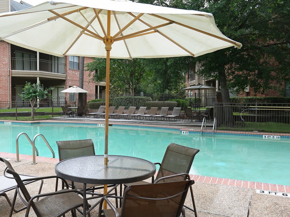 Chasewood Apartments – photo 1