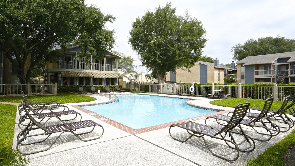 Windchase Hamlet Apartments – photo 1