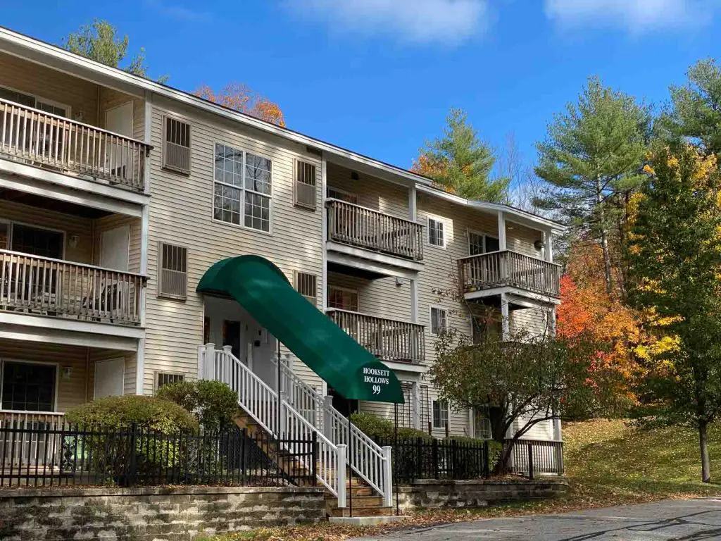 Hooksett Hollows Condominiums – photo 1 of 25