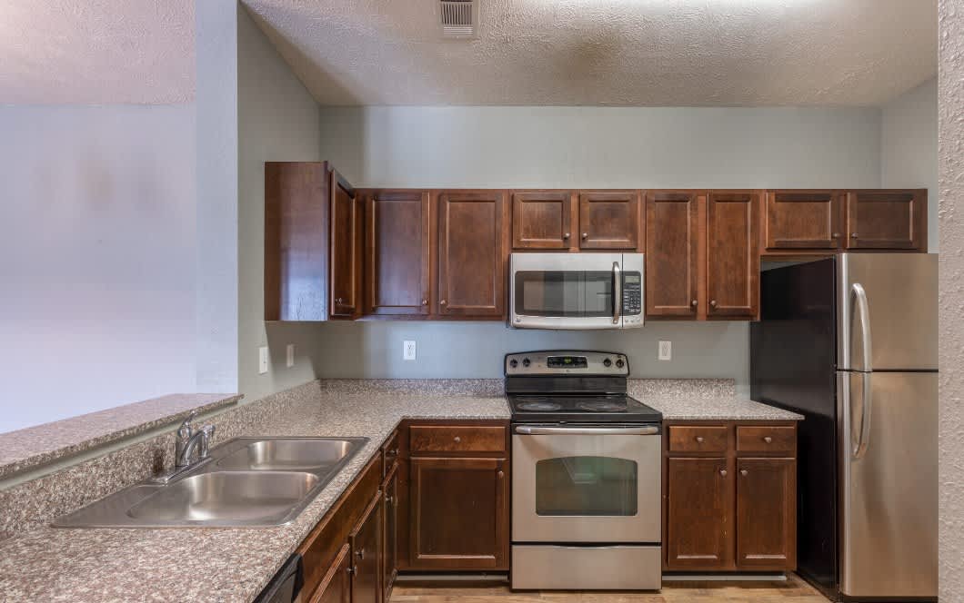Westridge Apartments – photo 1
