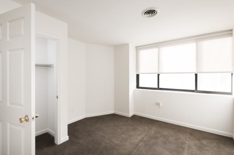 1220 Sansom Street Apartments – photo 1