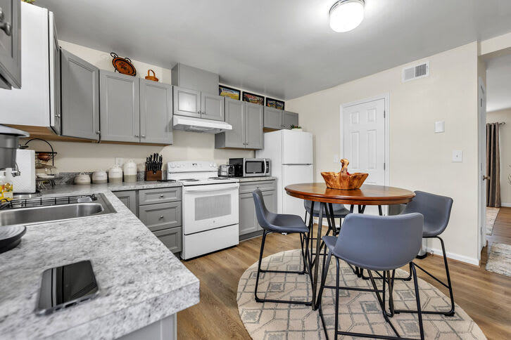 Yorkview Apartments – photo 1 of 78