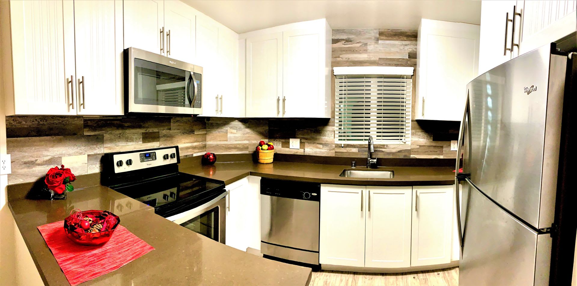 Vista Catalina – photo 1 of 5