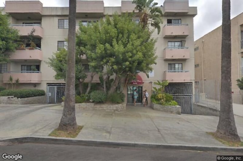 Poinsettia Place – photo 1