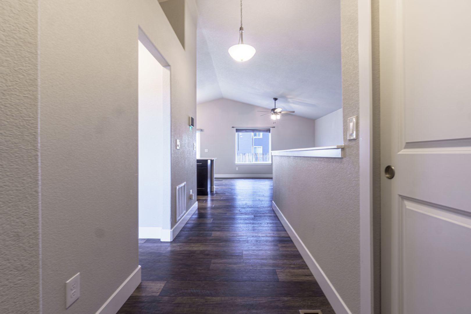 Beautiful 4 Bedroom Ranch Rental In 80939 – photo 2