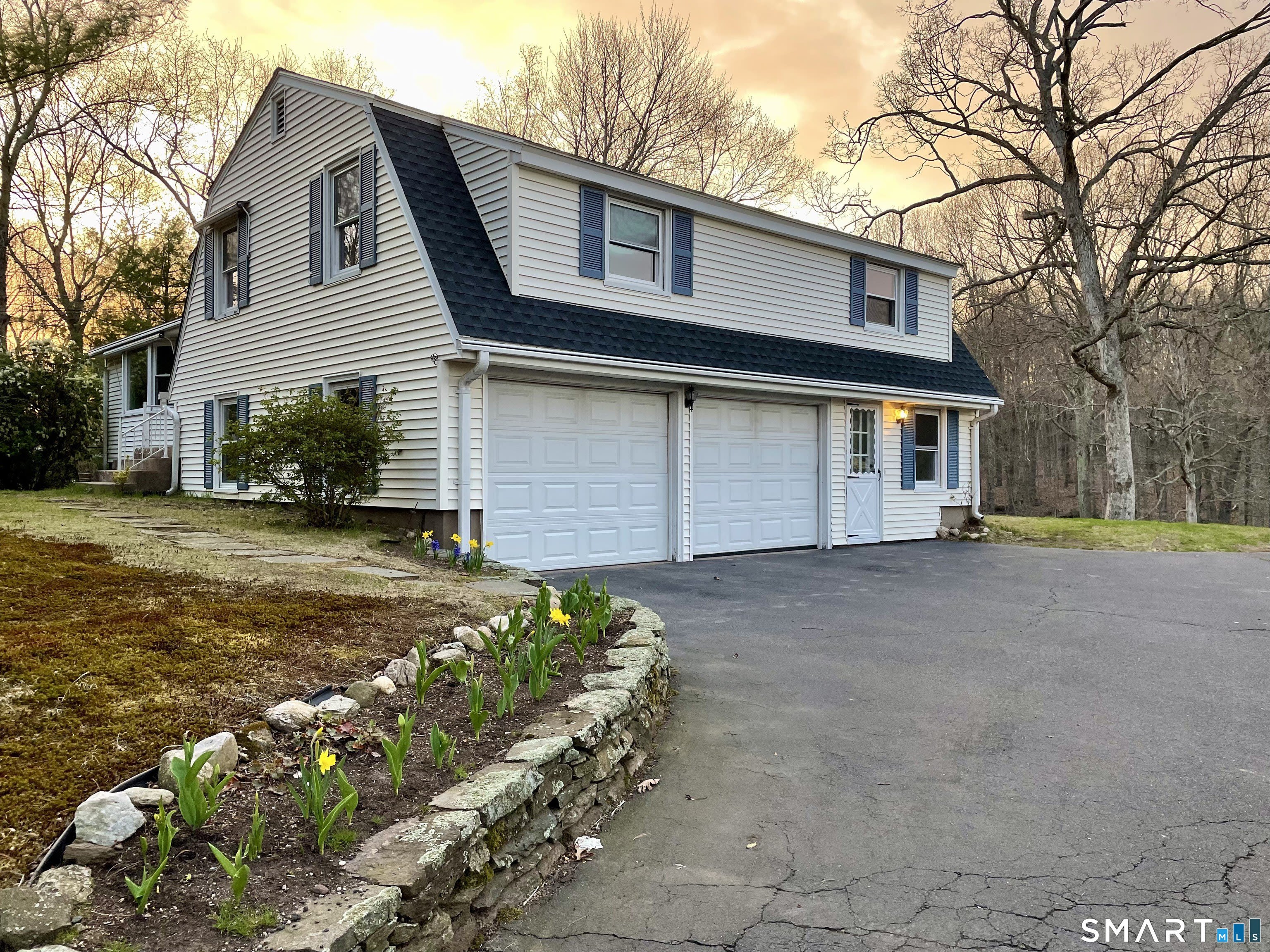 661 Chestnut Hill Road – photo 2