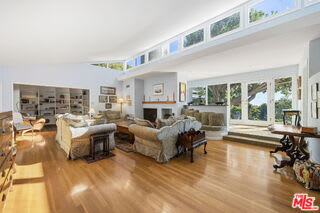 11215 Sunset Boulevard – photo 3