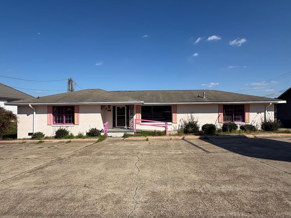 1422 Westgate Pkwy – photo 1