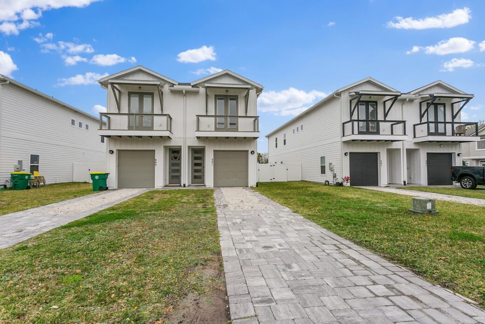 Welcome to coastal living at its finest! – photo 2