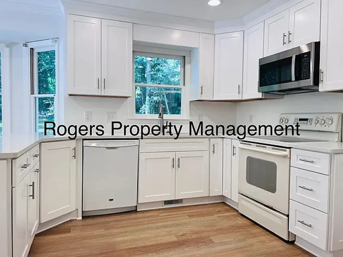 317 Amherst Creek Drive – photo 4