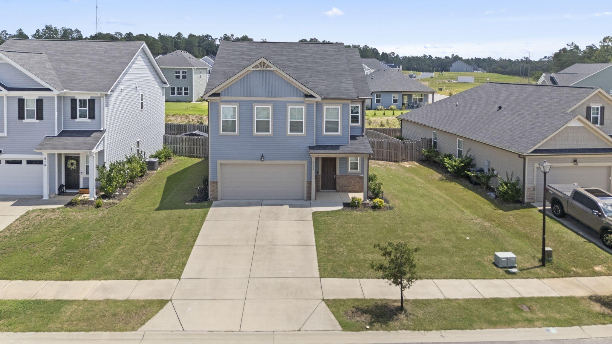 912 Newburn Drive – photo 1