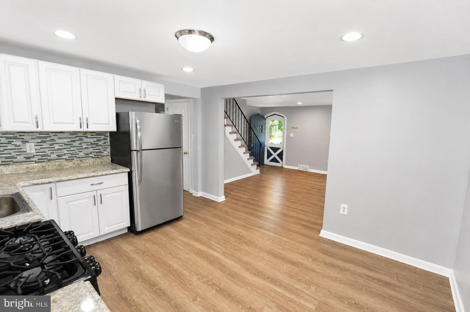846 OAKLAND Avenue – photo 4