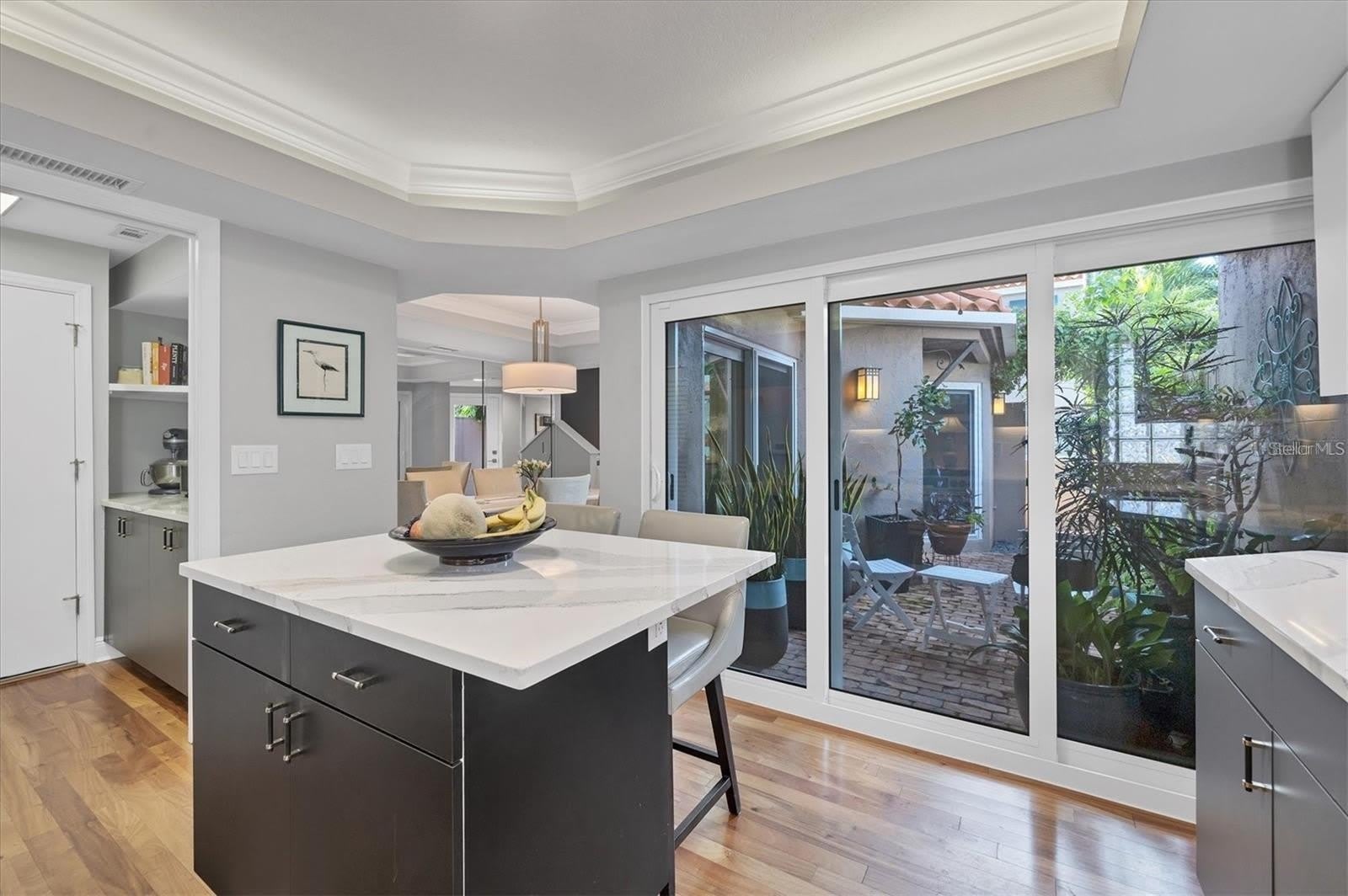 200 COCOANUT Avenue – photo 4