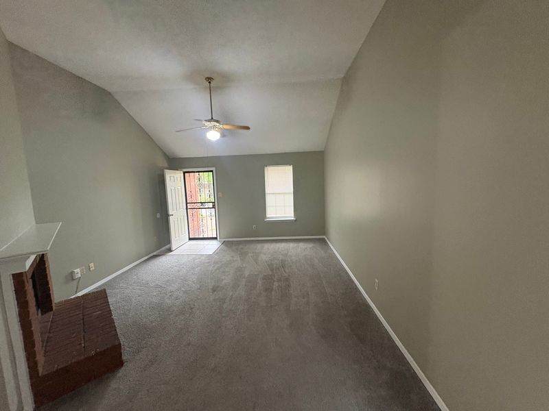 5810 Ashridge Pl – photo 3