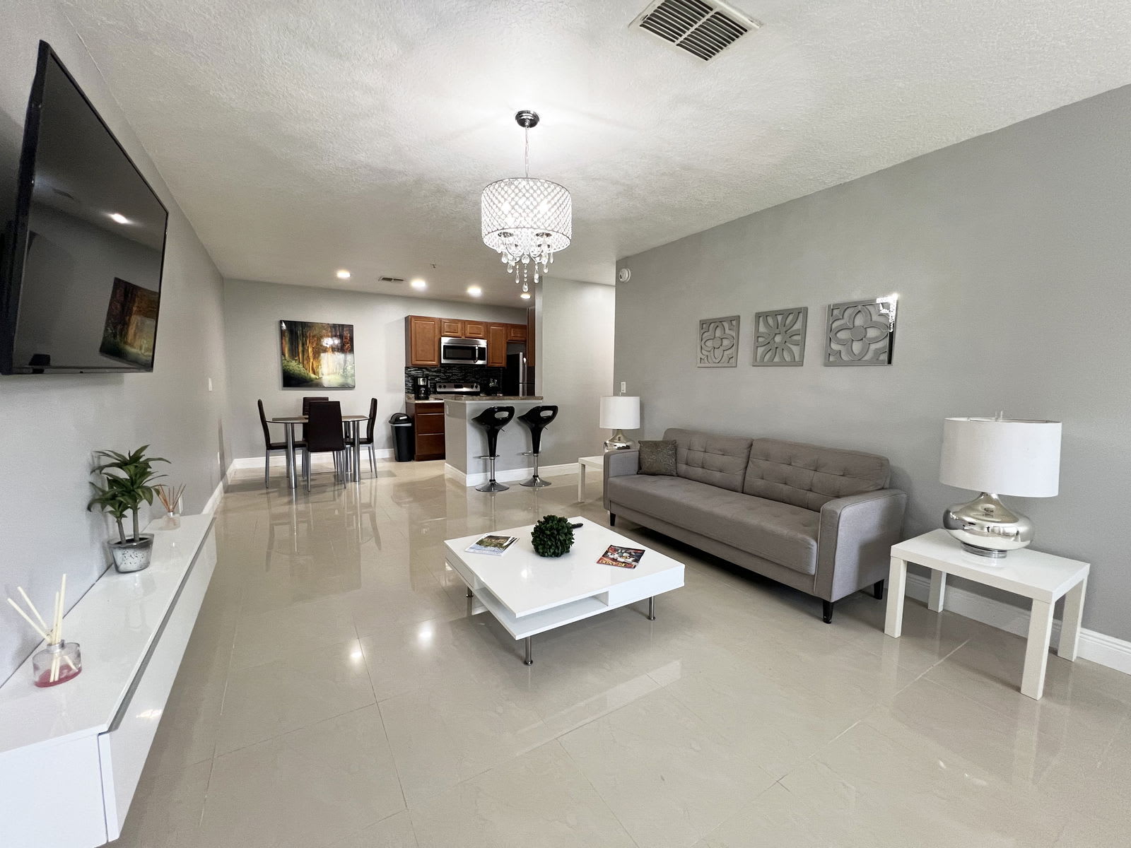 4324 South Kirkman Road – photo 1