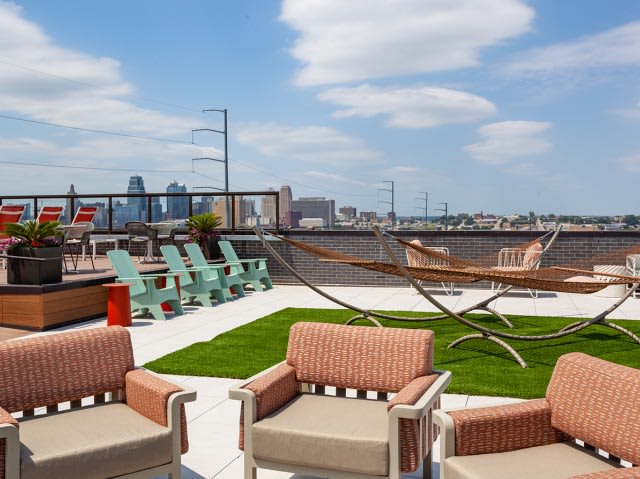2501 Beacon Hill – photo 4