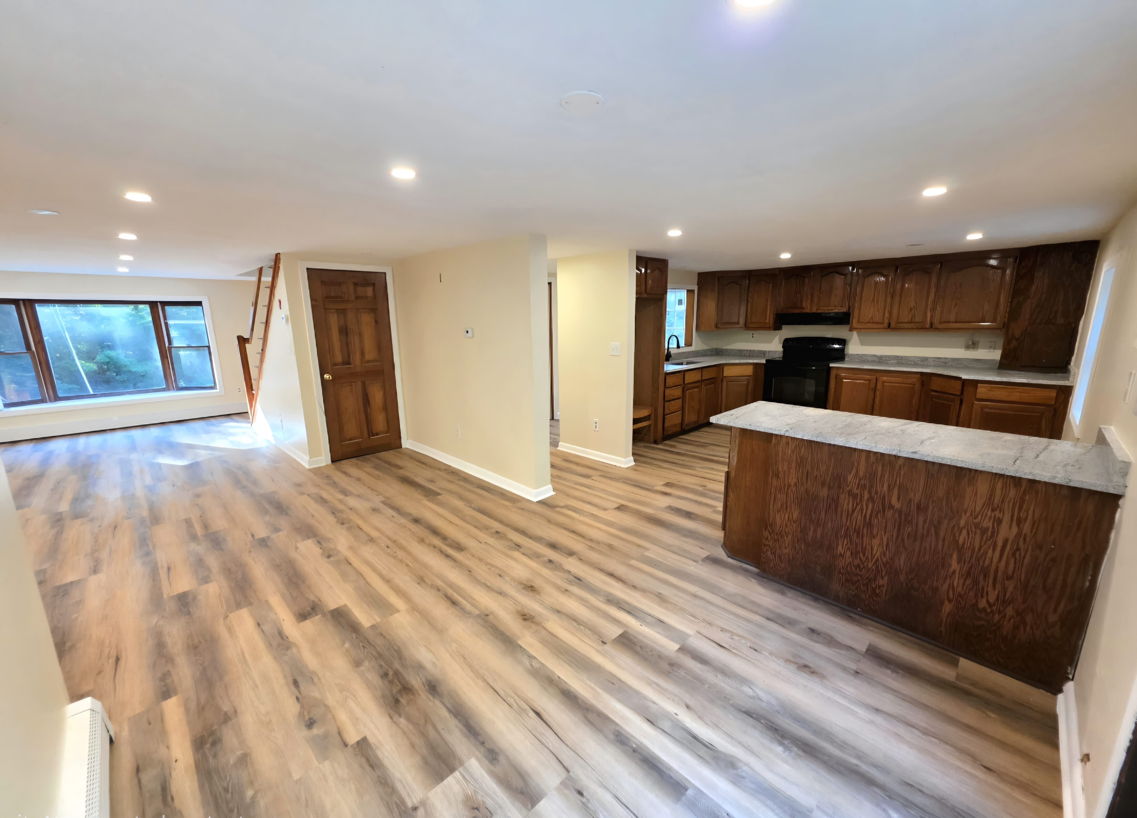 202 Alger St – photo 3
