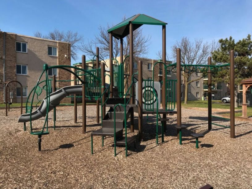 Lincoln Estates – photo 2