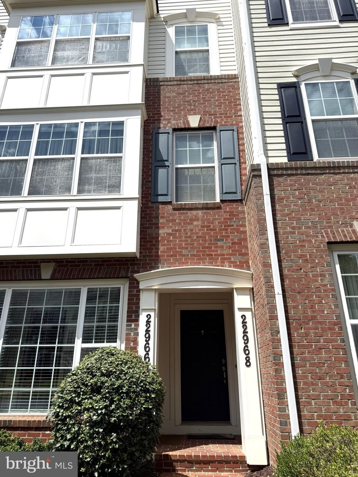 22968 NEWCUT Road – photo 2