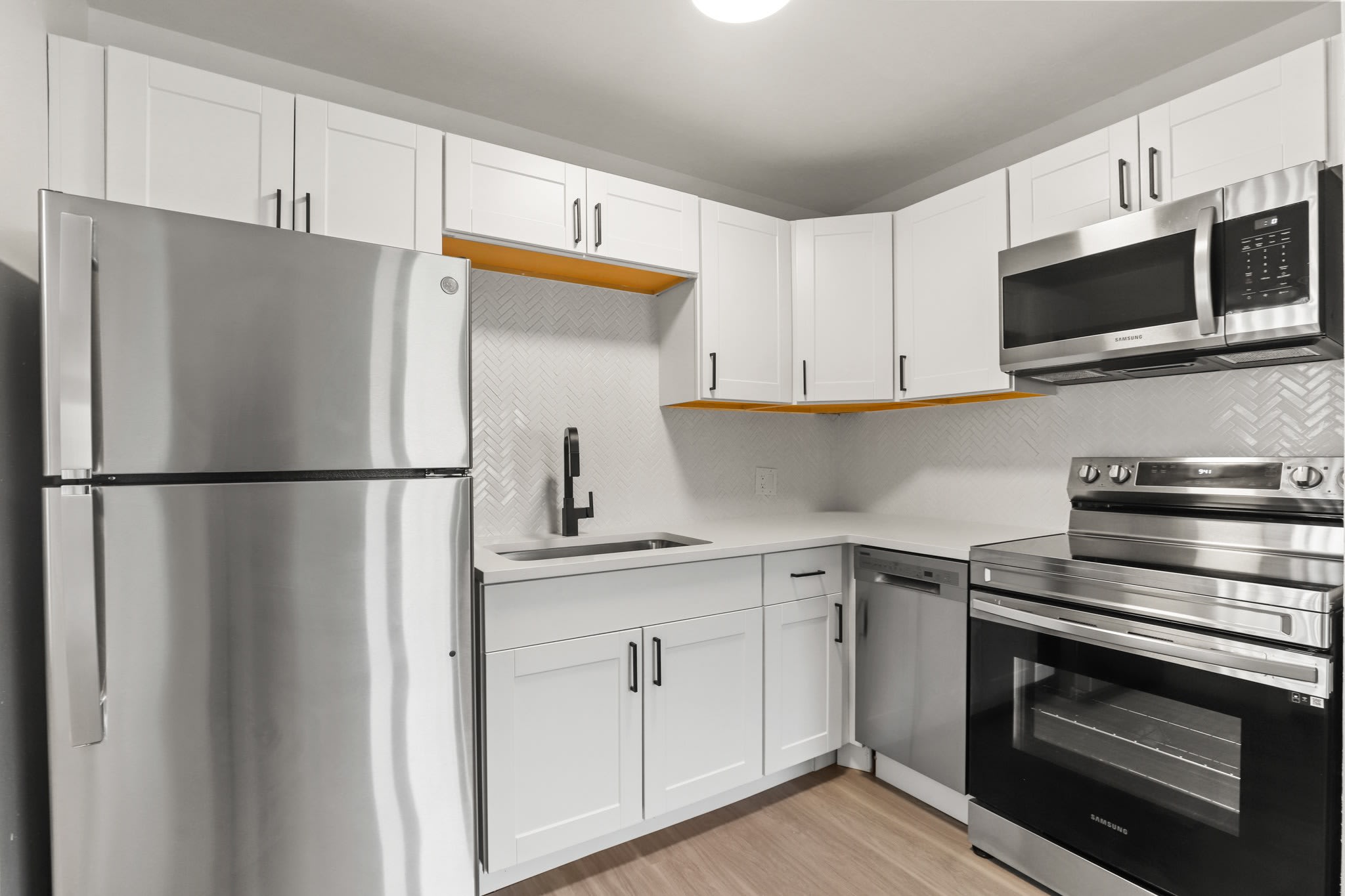 816 N. Cherry Street – photo 3