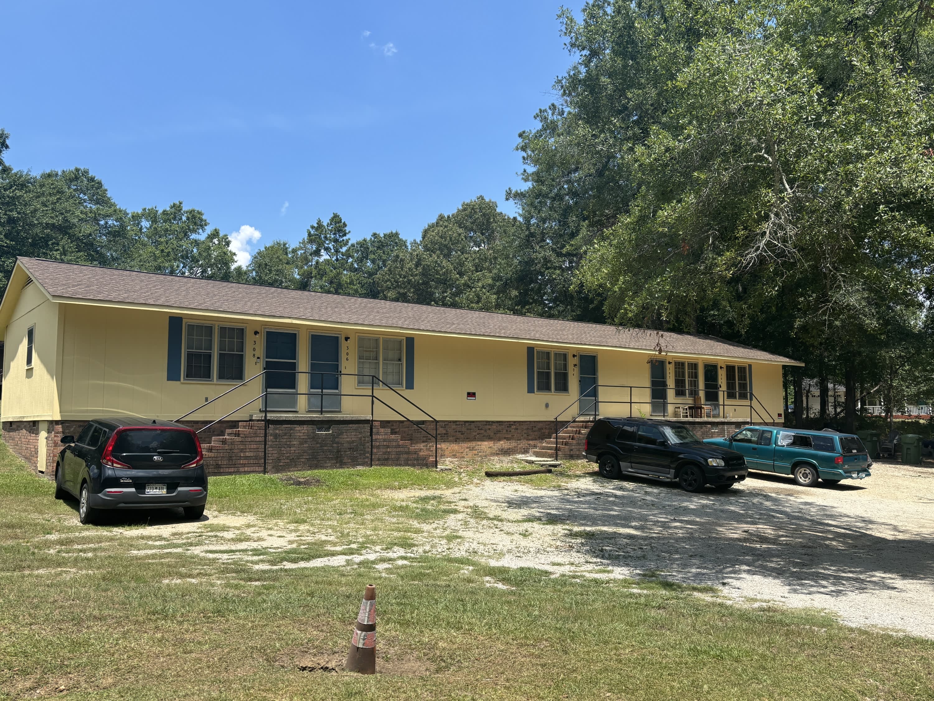 306 Rock St. – photo 1