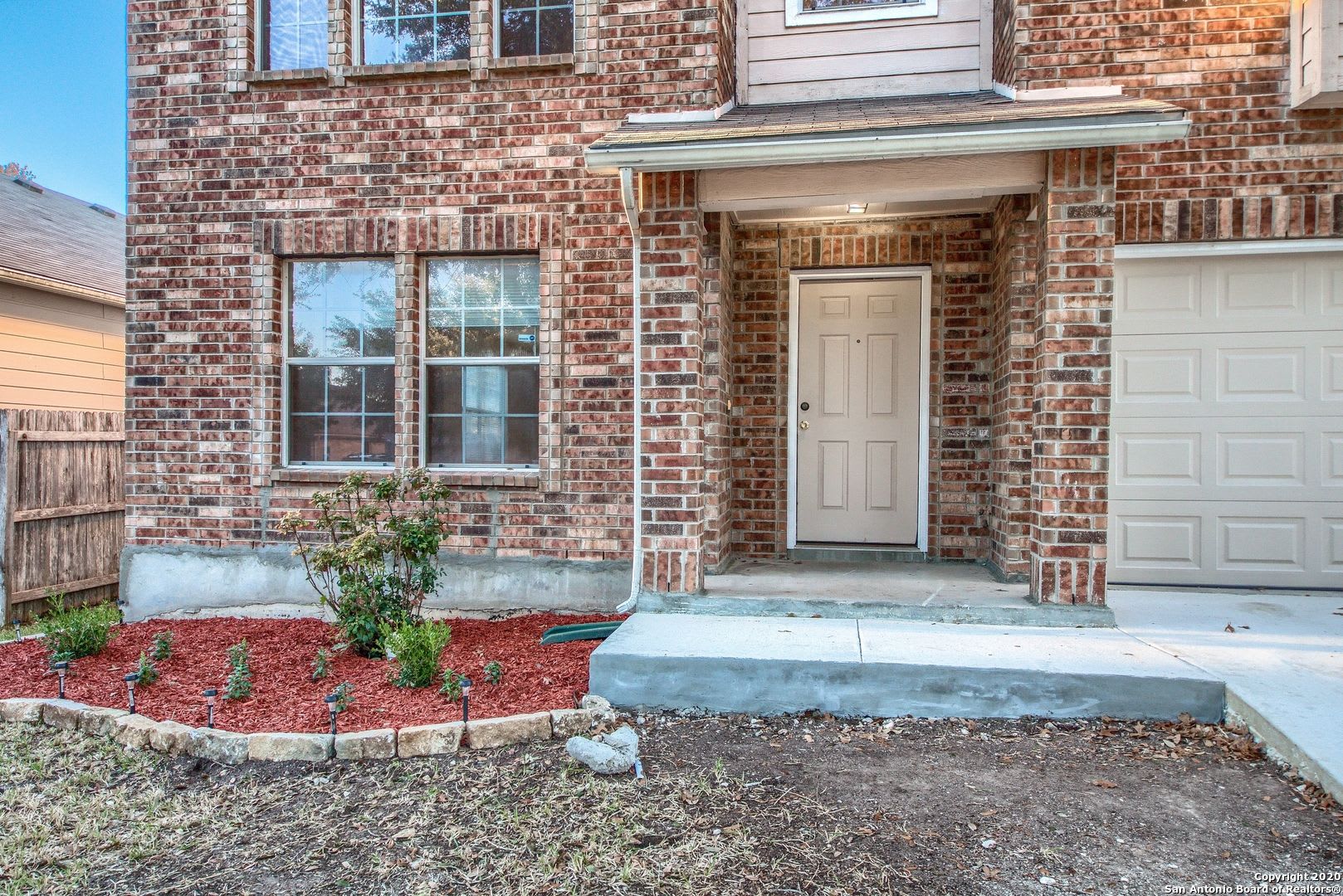 Gorgeous 5 Bedroom Rental 3333 Whisper Haven – photo 3