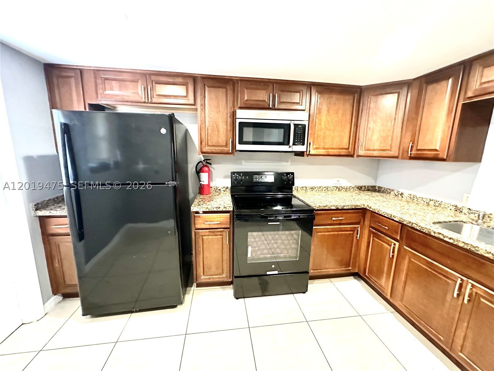 443 NE 195th St – photo 1