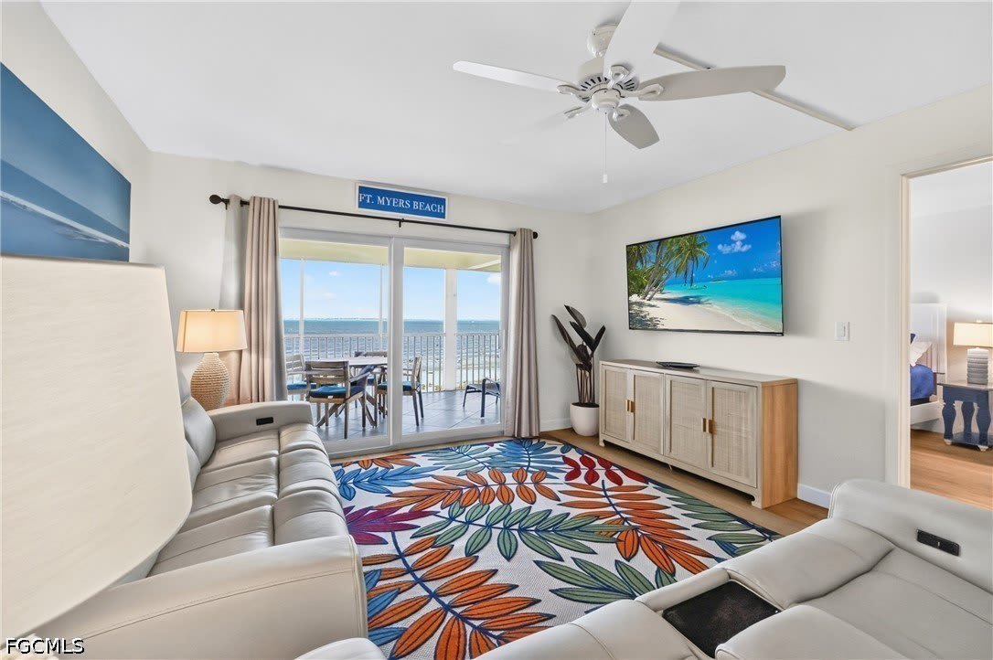 100 Estero Boulevard – photo 2