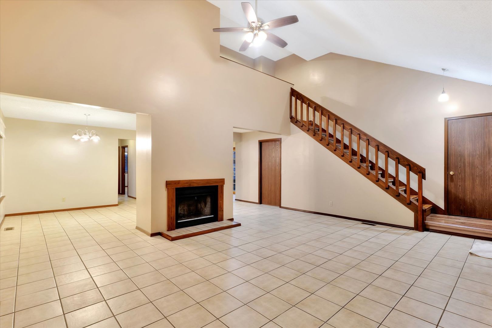 4 bedroom, 2 bath home – photo 5