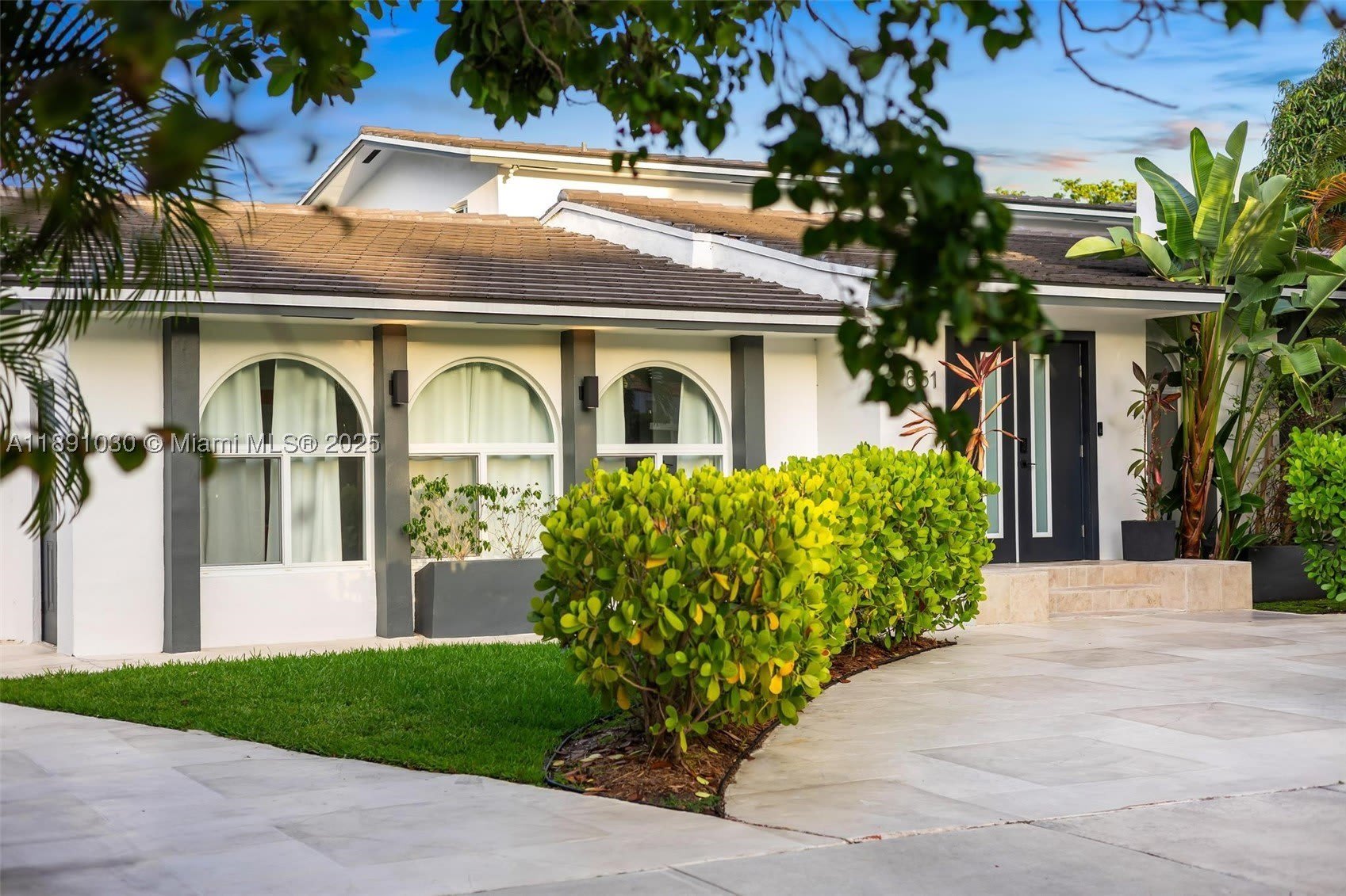 1651 SW 13th Ave – photo 4