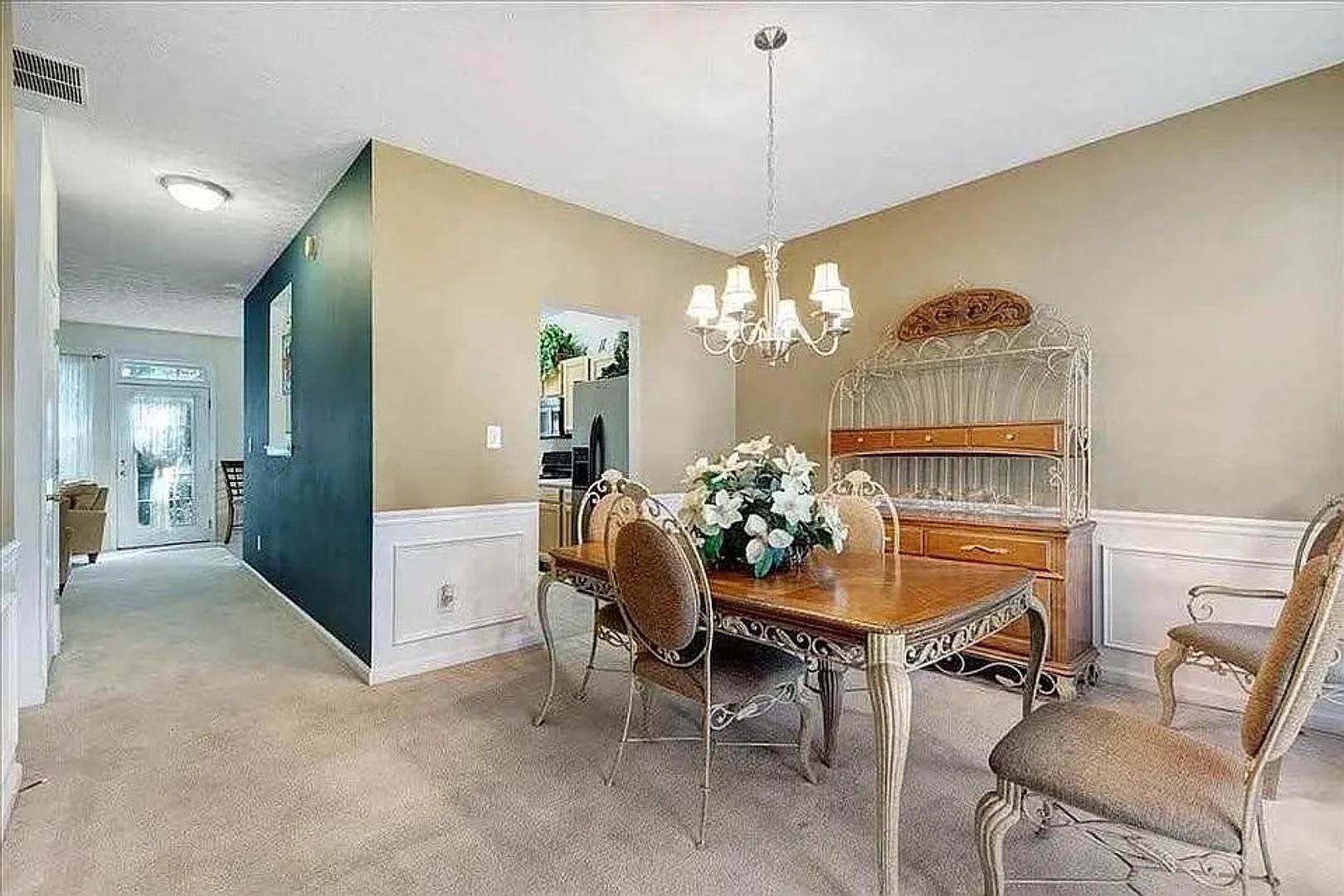 Room in 3 Bedroom Townhome at Kentmere Dr – photo 4