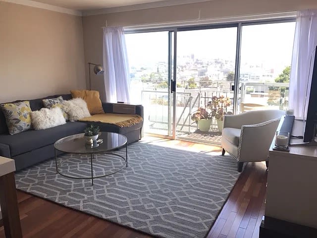 910 Presidio Ave Apt 10 – photo 3