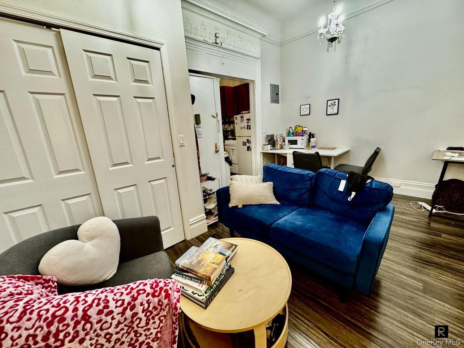 321 W 89th Street – photo 4