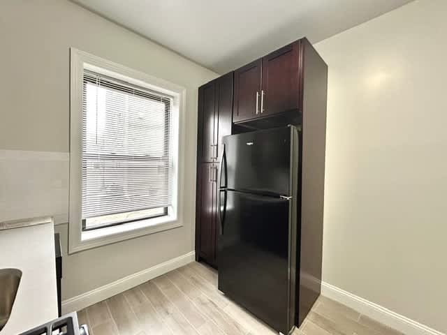 206 Montgomery Street Apartments – photo 3