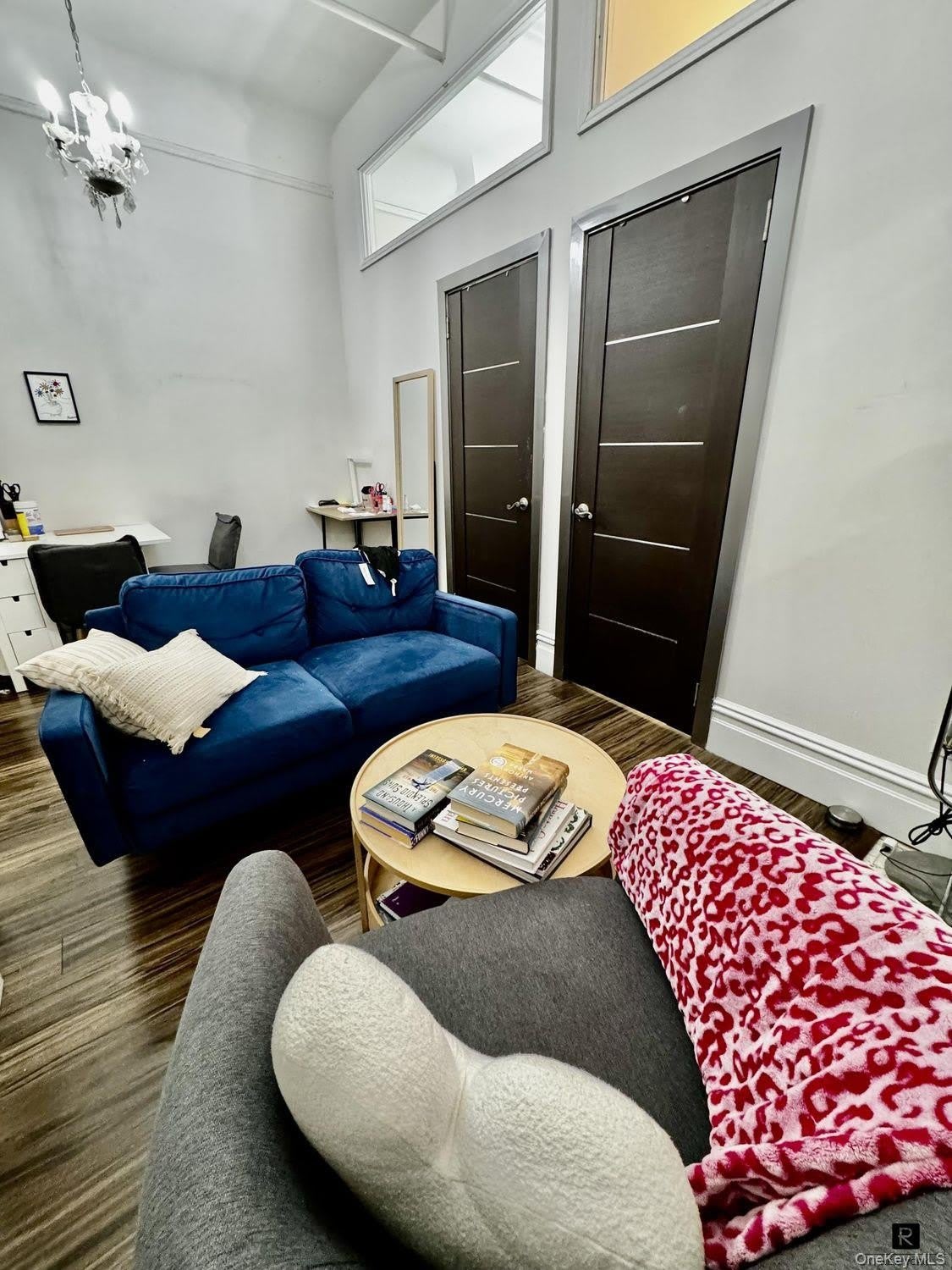 321 W 89th Street – photo 3